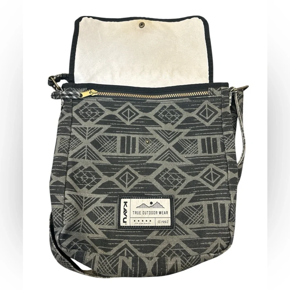 Kavu Women’s Satchel Purse